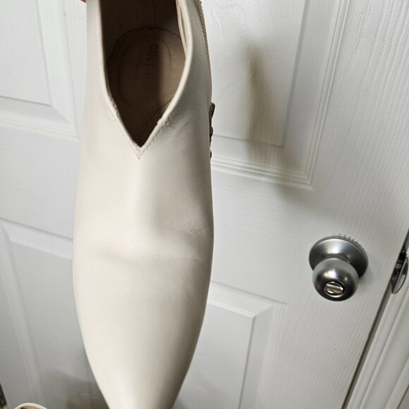 COLE HAAN leather white boots women's size  5 1/2 B - Picture 4 of 16